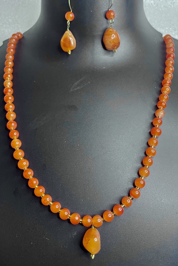 Orange necklace set