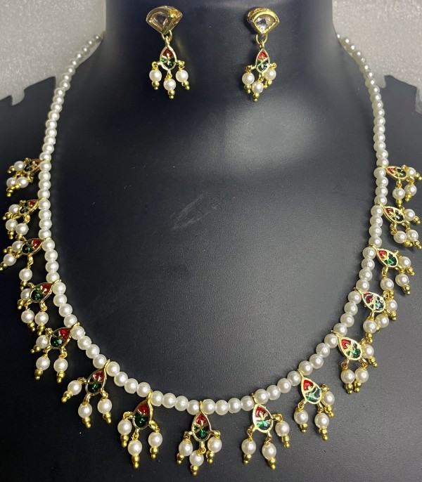 Kundan necklace set