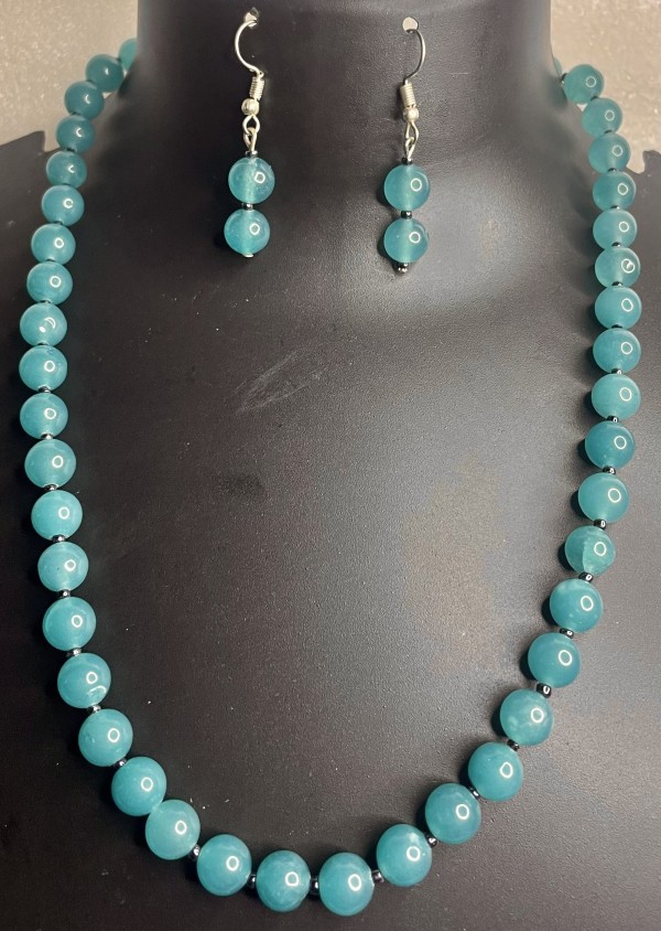 Turquoise necklace set