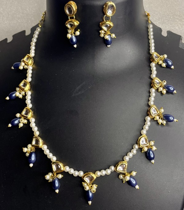 Kundan necklace set