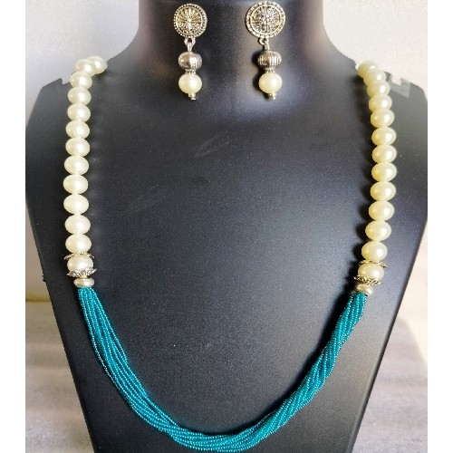 Pearl Necklace Set