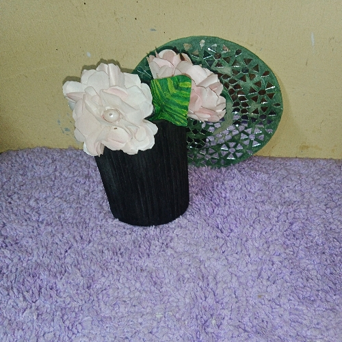 Pen Holder/ Flower Vase