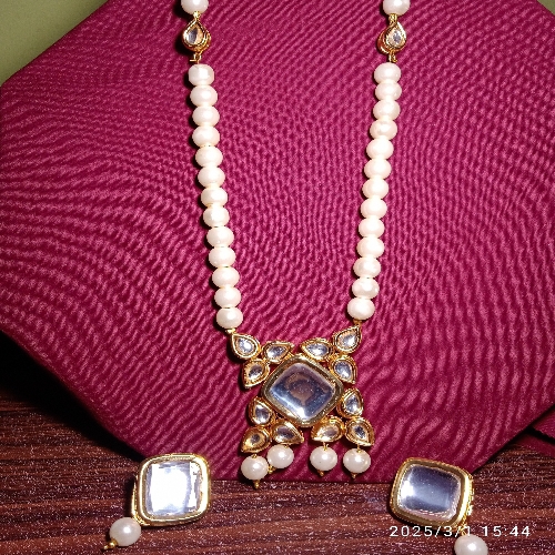 Long Kundan Nacklace Set